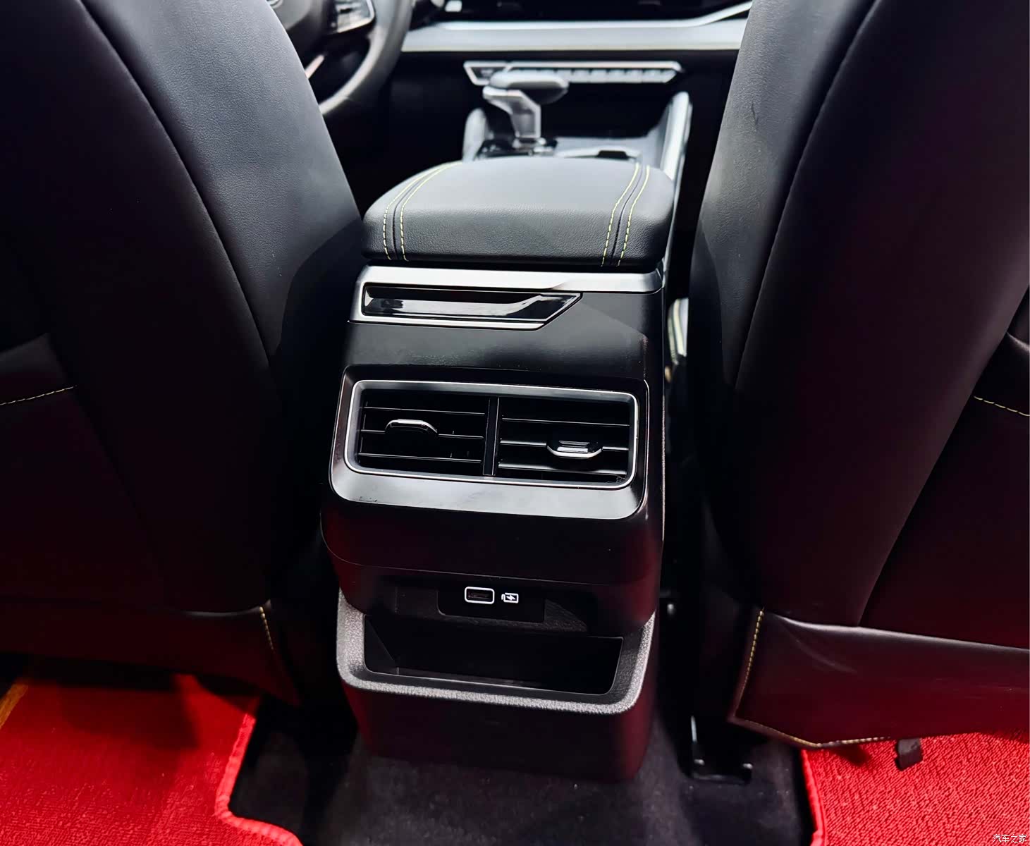 Geely Preface, 2024 16