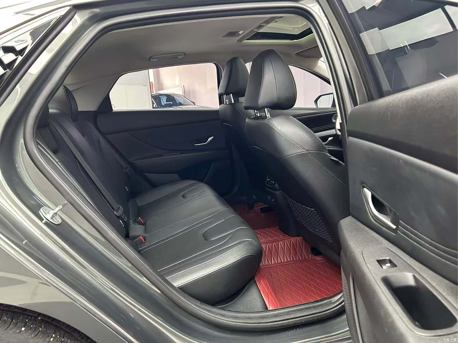 Hyundai Elantra, 2023 19