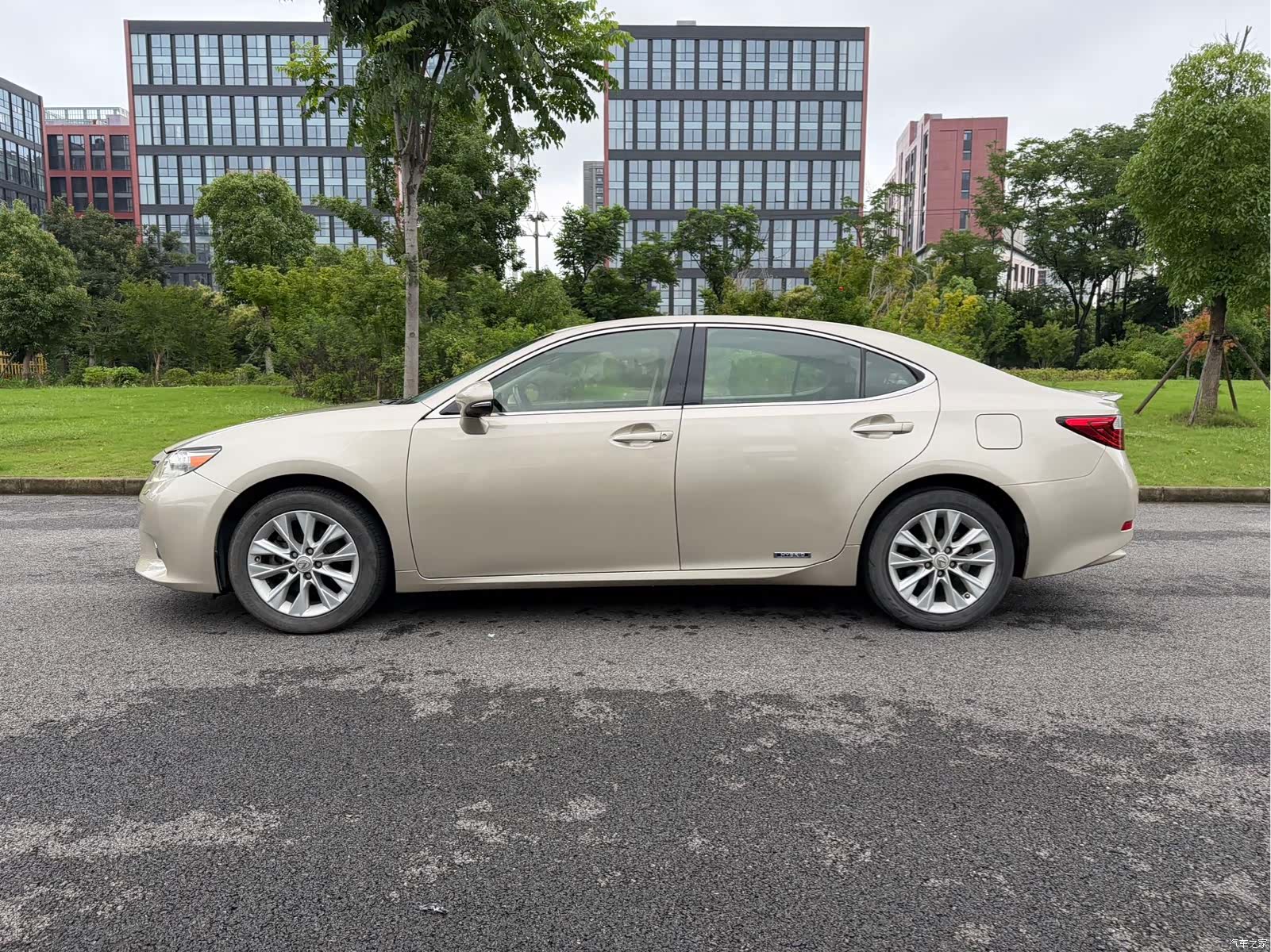 Lexus ES, 2015 8