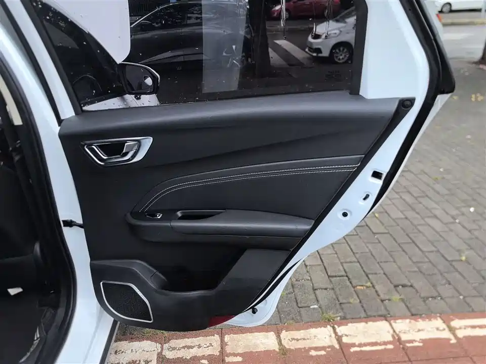 Geely Vision X3
