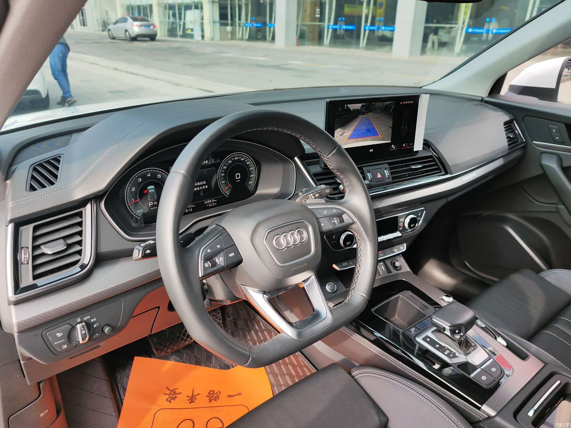 Audi Q5L, 2022 все фото