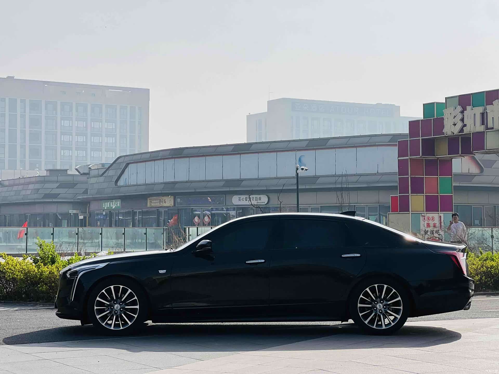 Cadillac CT6, 2023 все фото