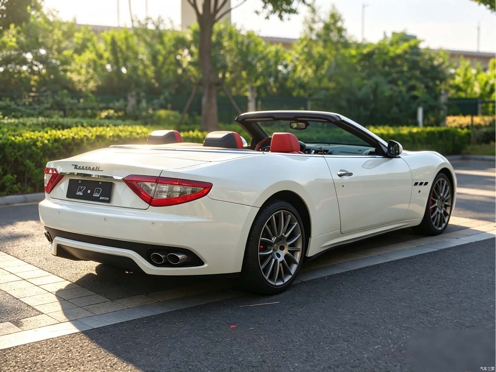 Maserati GranCabrio, 2012 9