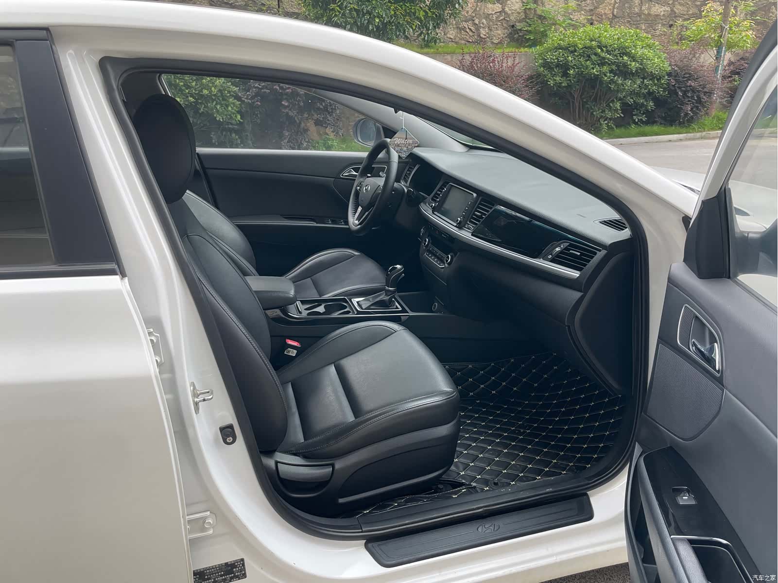 Hyundai GLS, 2020 9