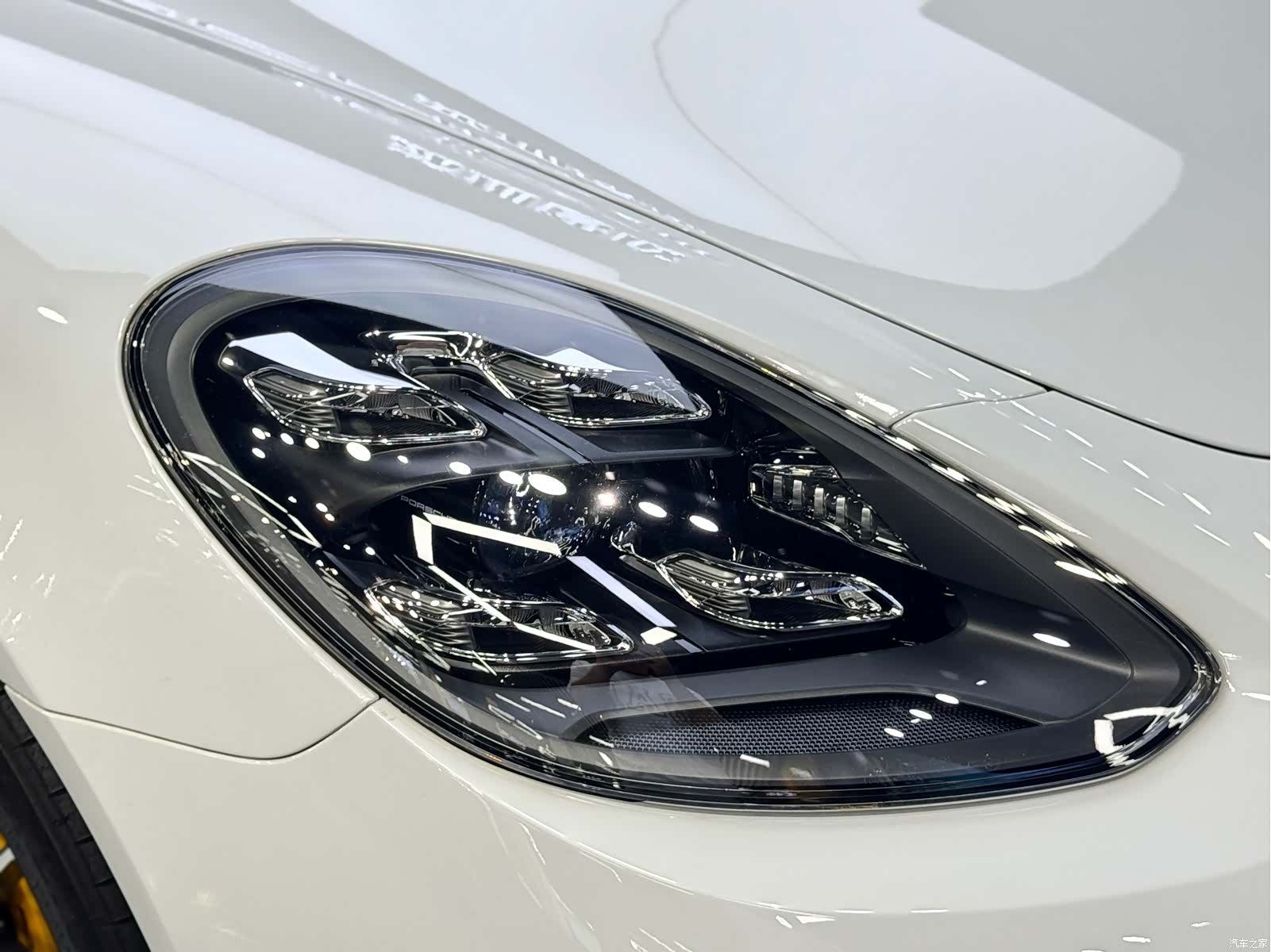 Porsche Panamera, 2023 12