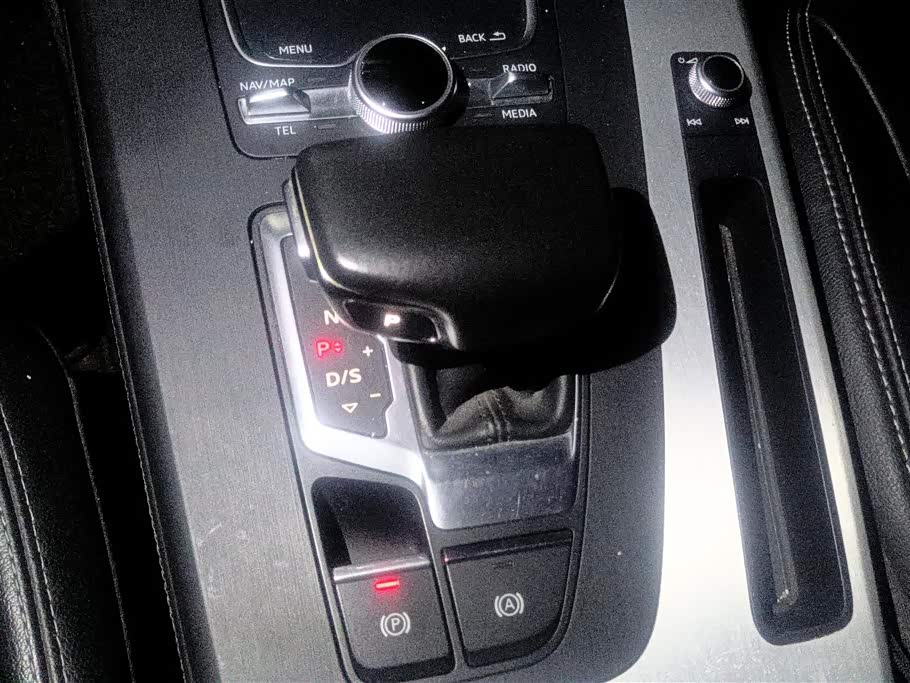 Audi Q5L Audi Q5L