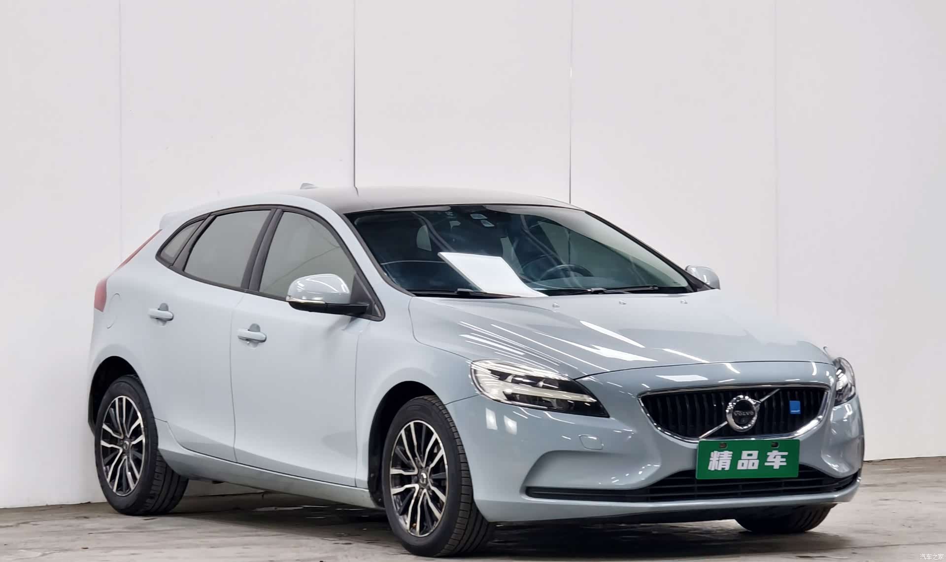 Volvo V40, 2016 3