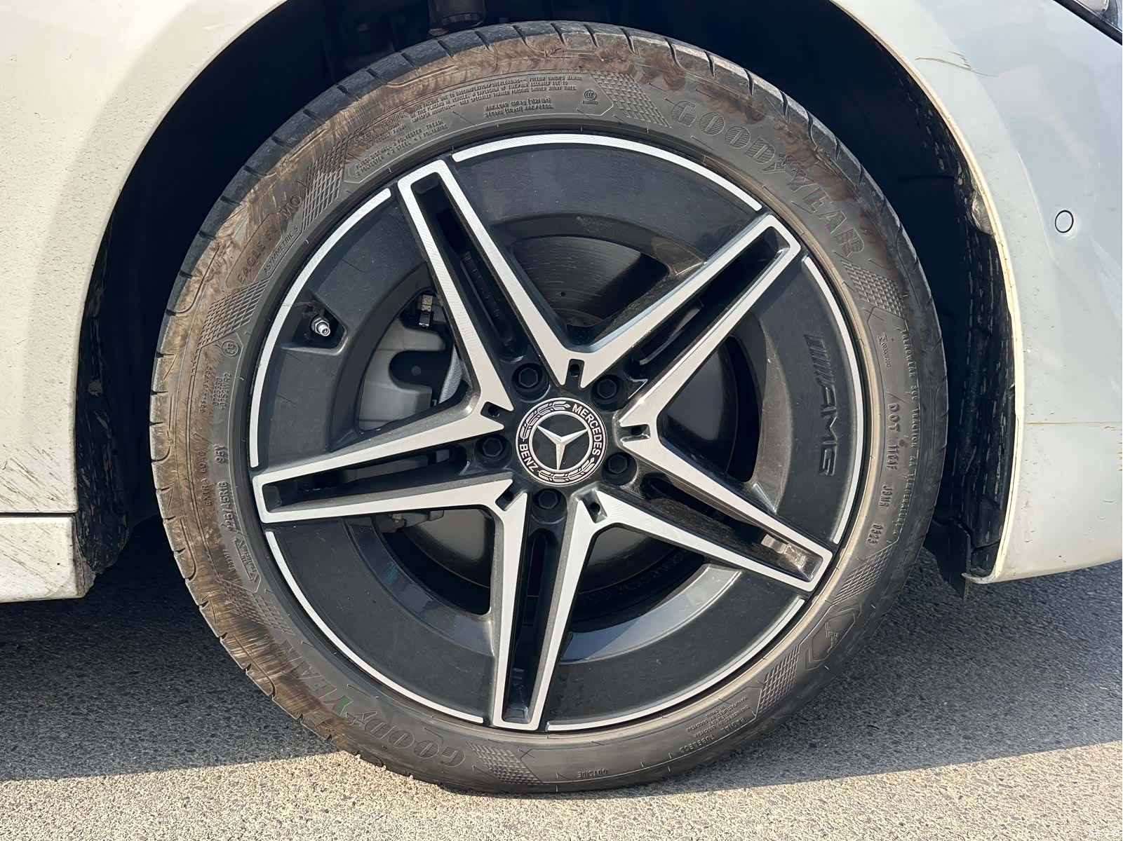 Mercedes-Benz C-Class, 2025 13
