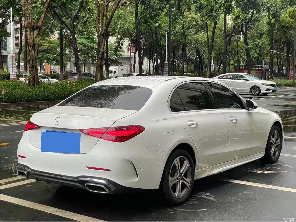 Mercedes-Benz C-Class, 2022 4