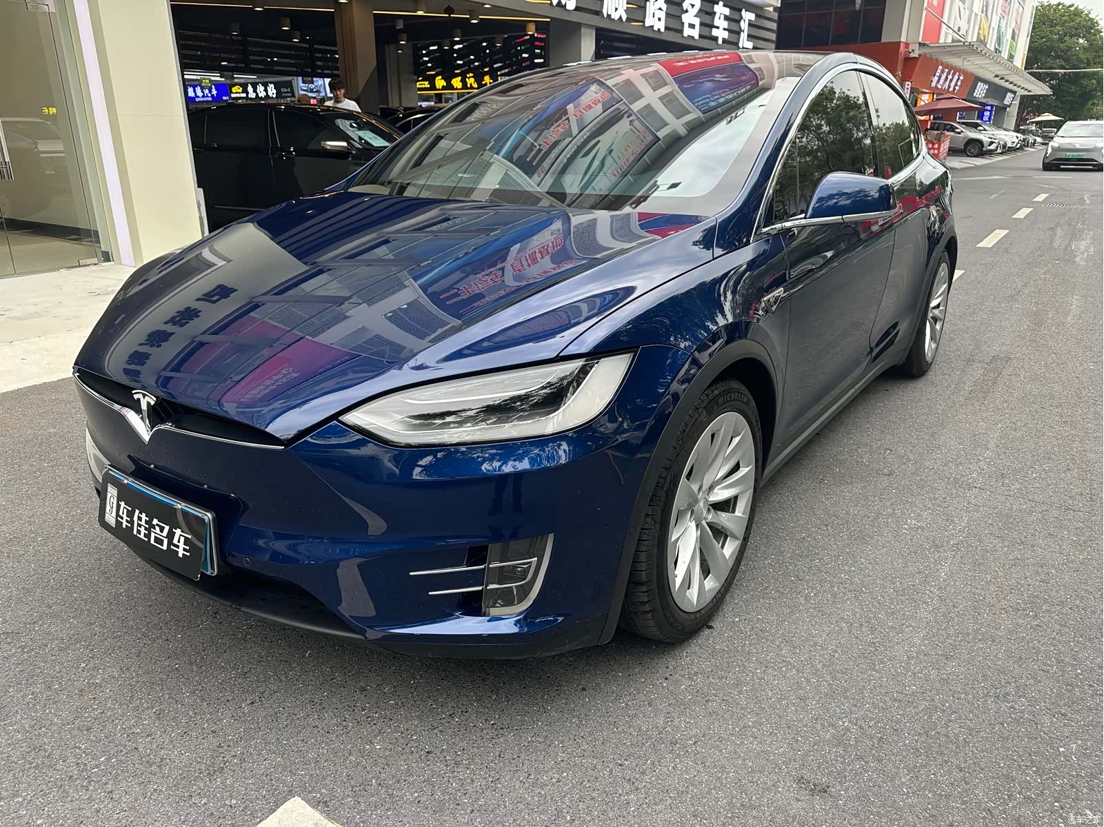 Tesla Model X, 2017 1