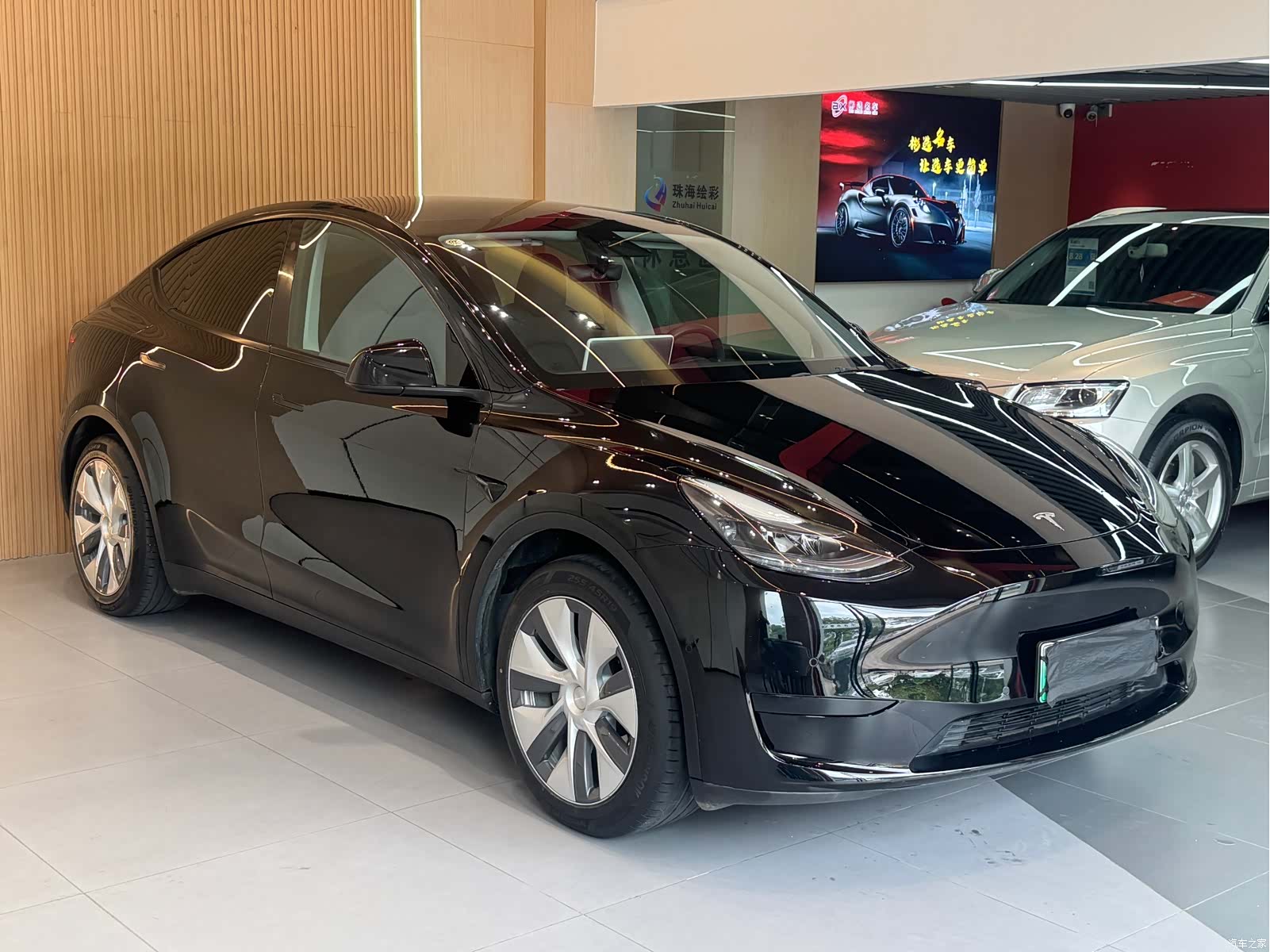 Tesla Model Y, 2023 3