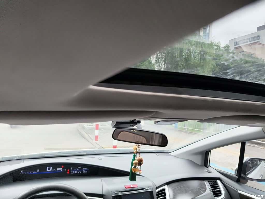 Honda Jade, 2016 9