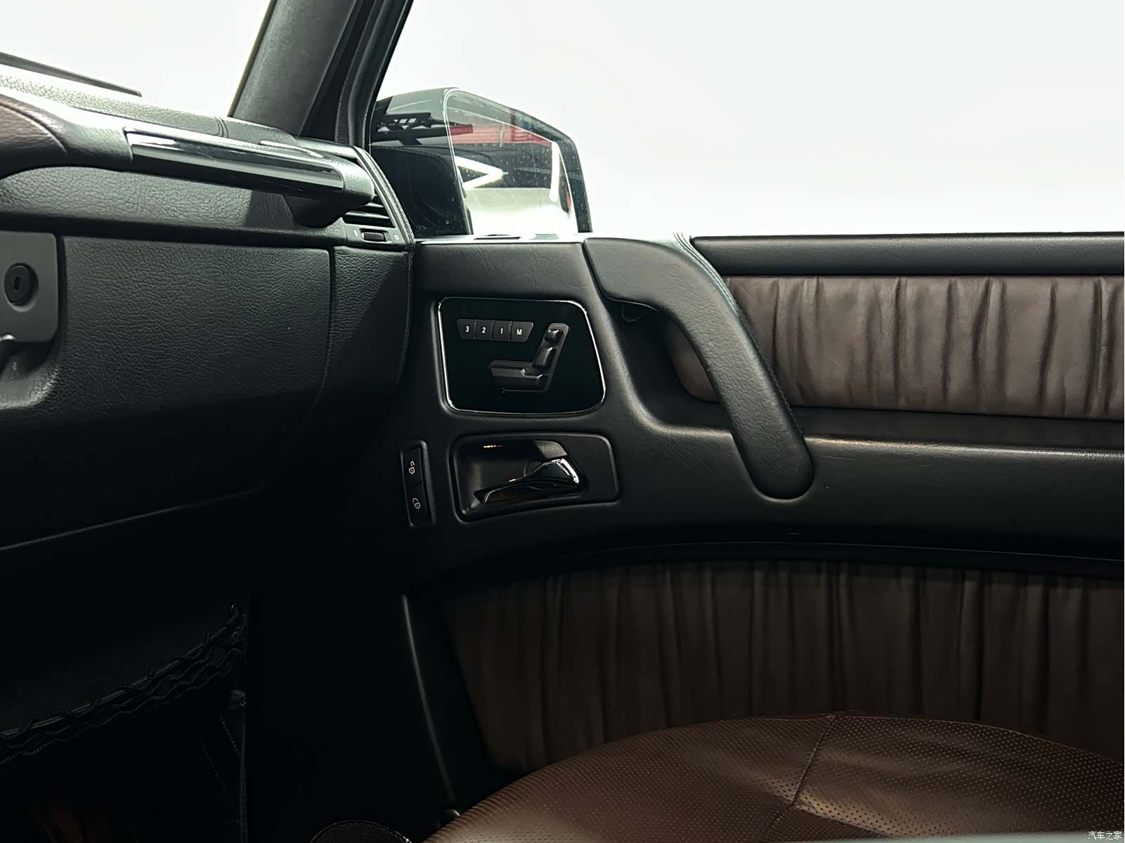 Mercedes-Benz G-Class, 2016 16