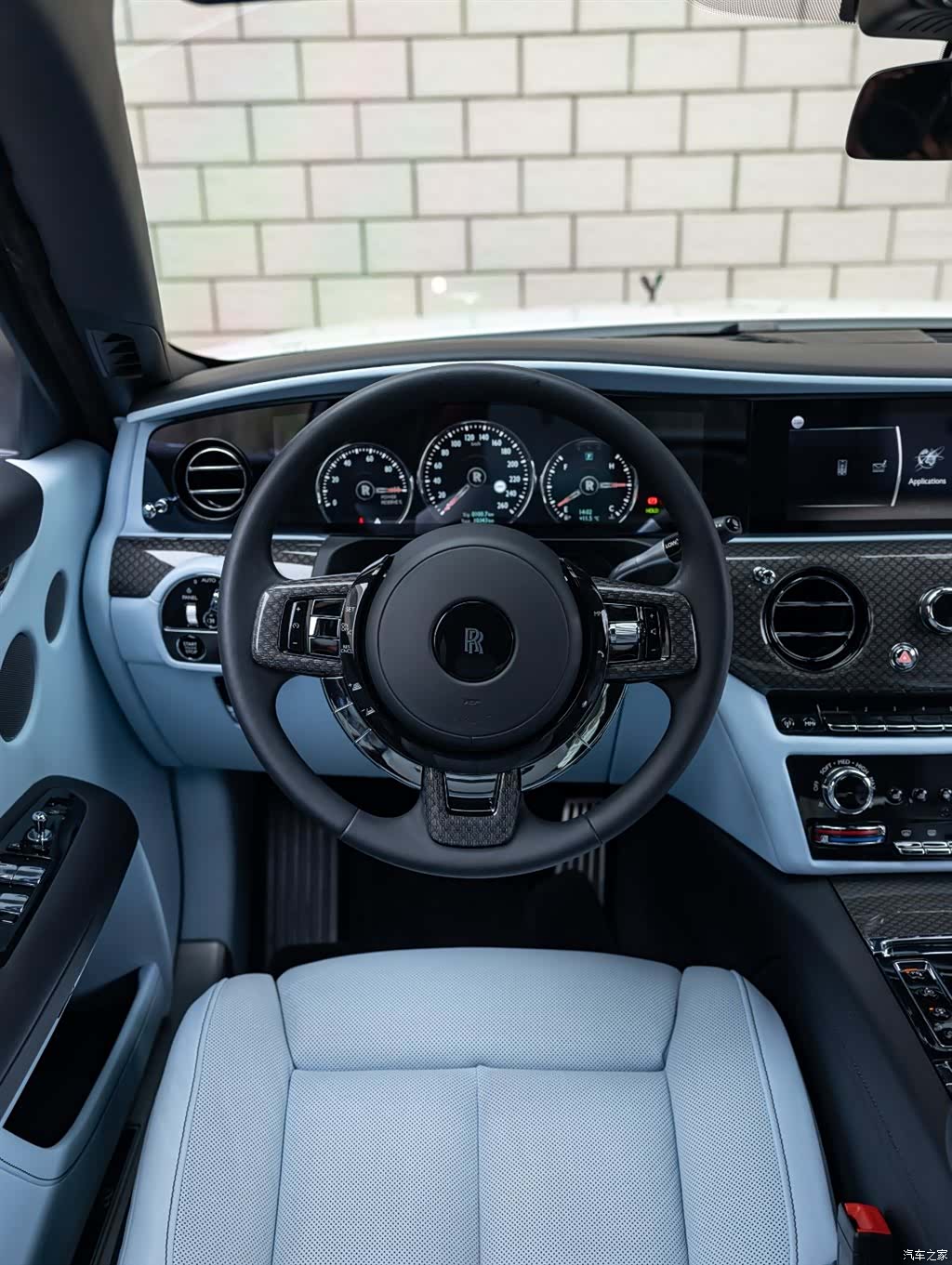 Rolls-Royce Ghost, 2023 14