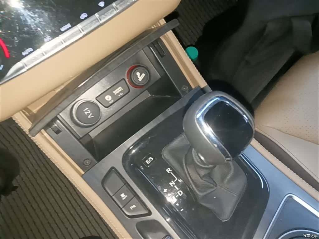 Wuling 730, 2018 14
