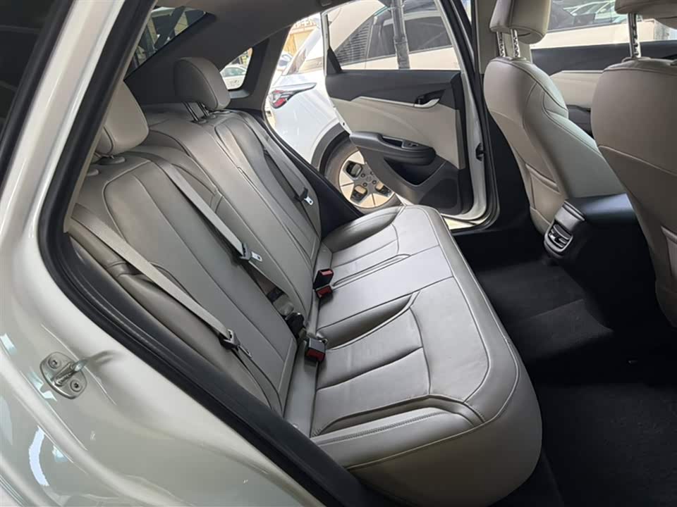 Buick Yinglang Buick Yinglang
