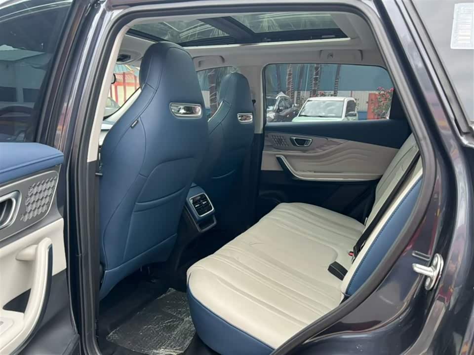 Exeed Chasing the wind C-DM