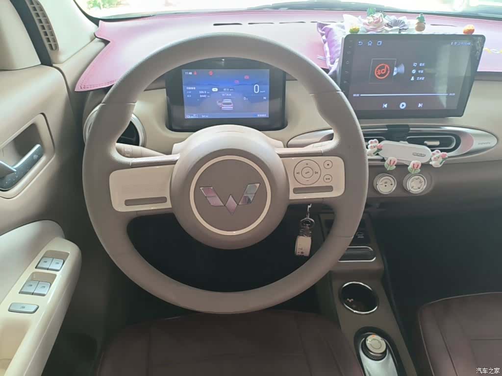 Wuling MINIEV, 2025 11