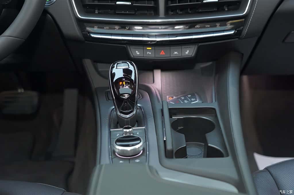 Cadillac CT5, 2024 7