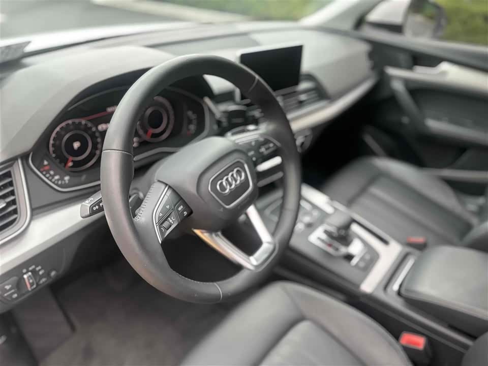 Audi Q5L Audi Q5L
