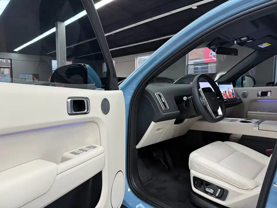 Li Auto Ideal L7