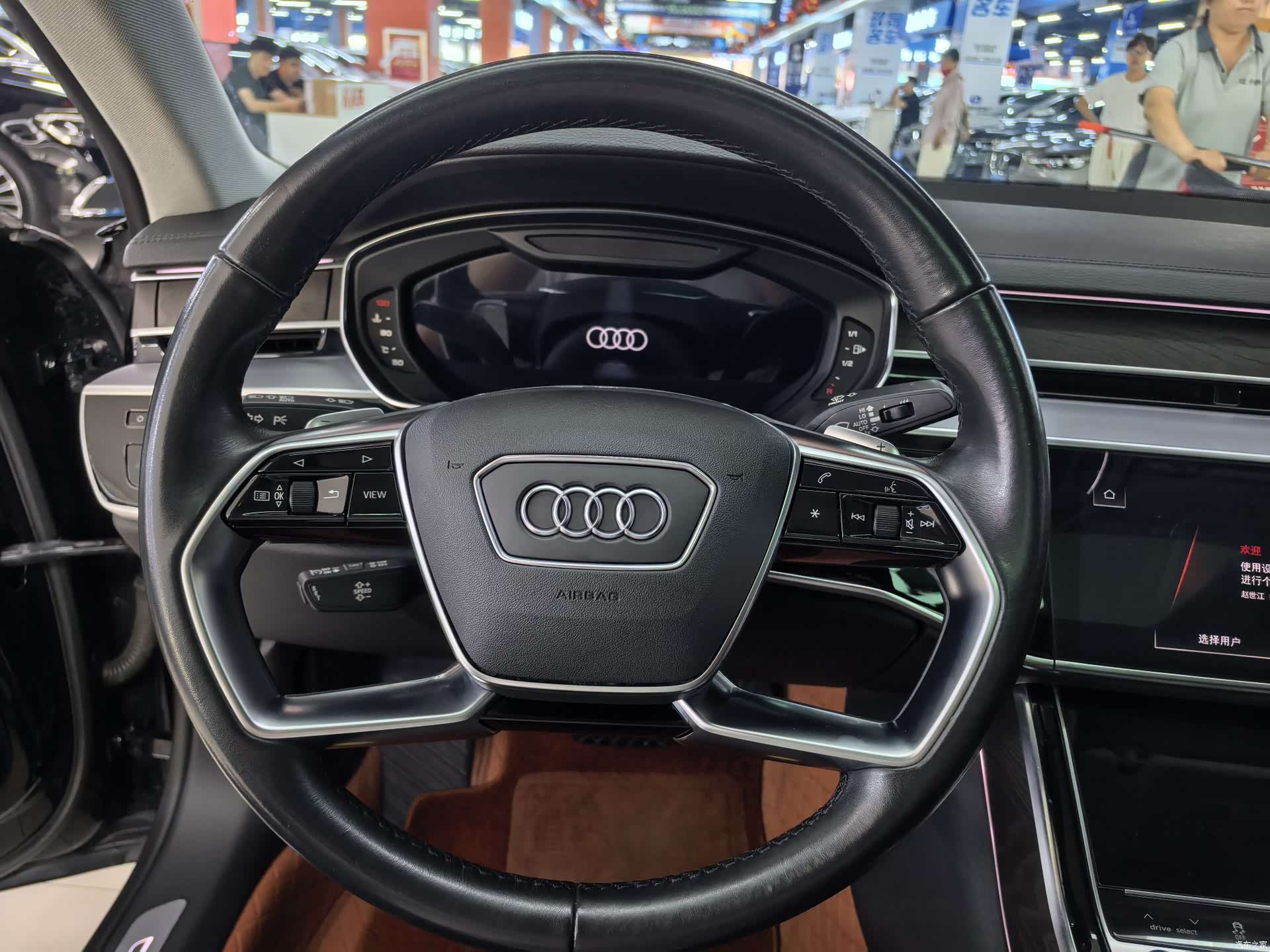 Audi A8L, 2022 7