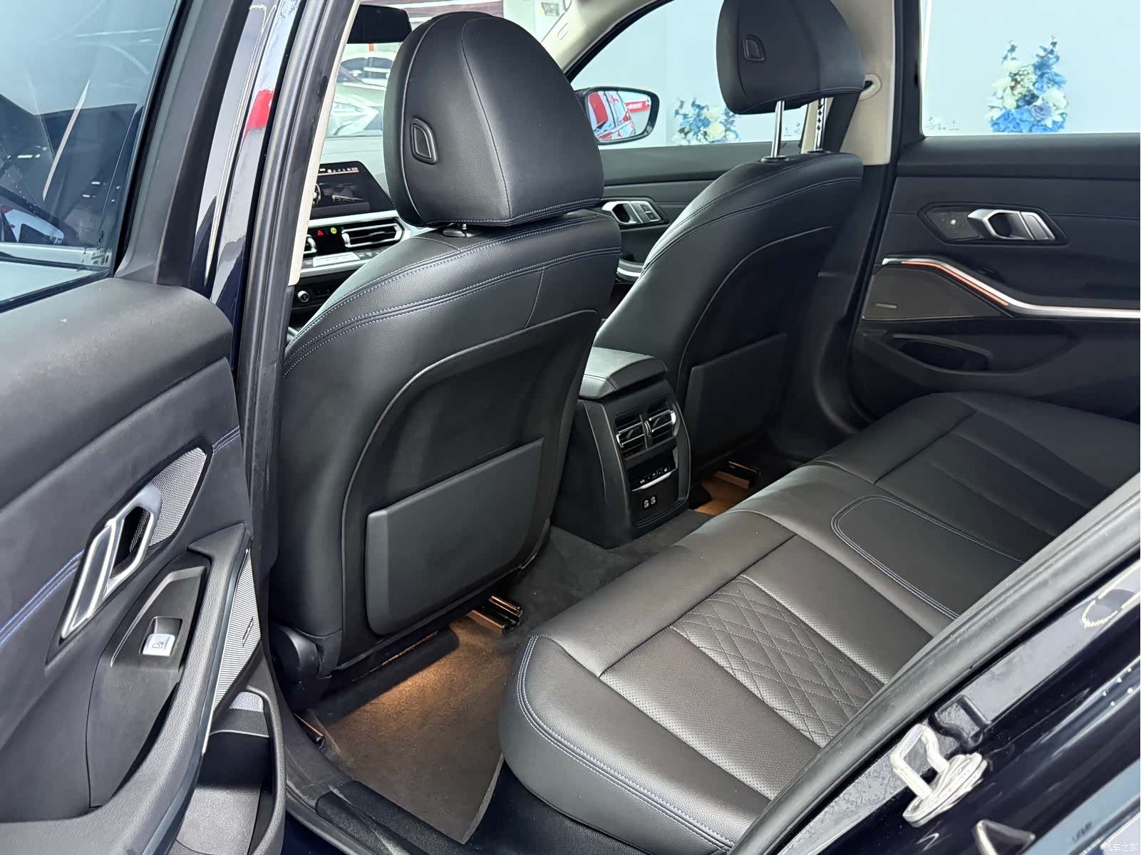 BMW 3 Series, 2022 11