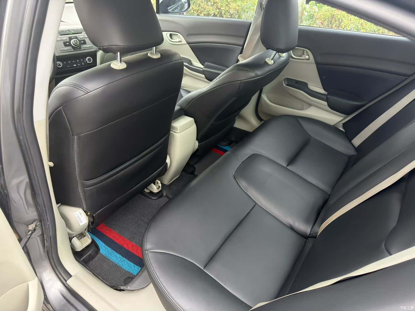 Honda Civic, 2011 6