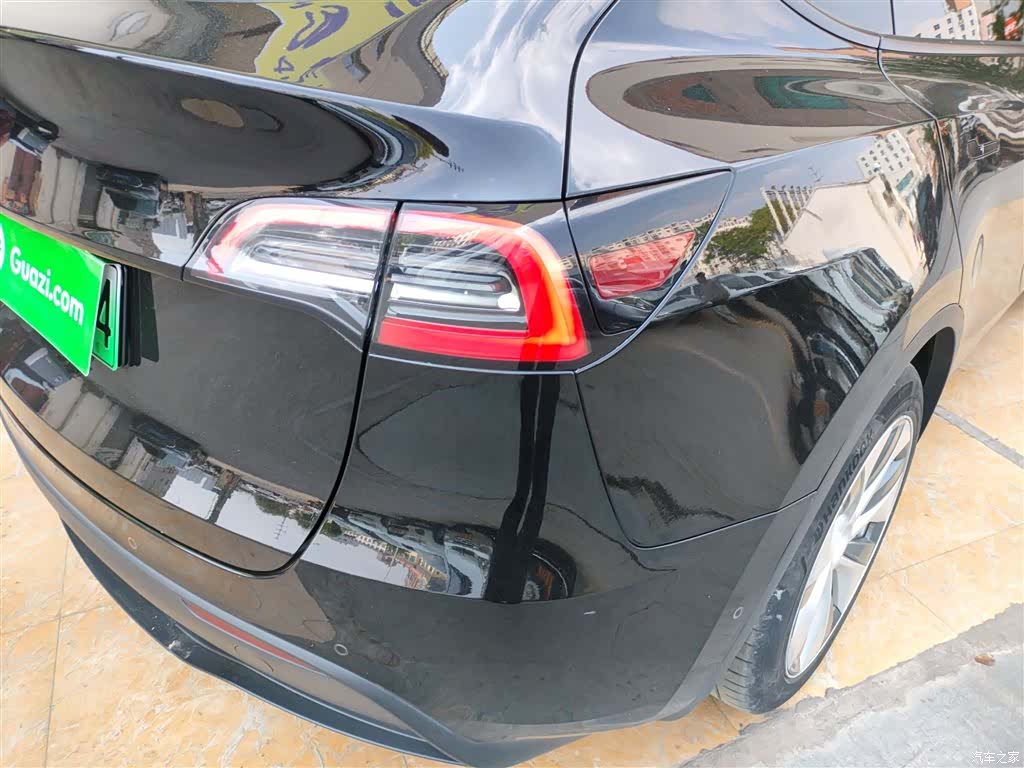 Tesla Model Y, 2022 24