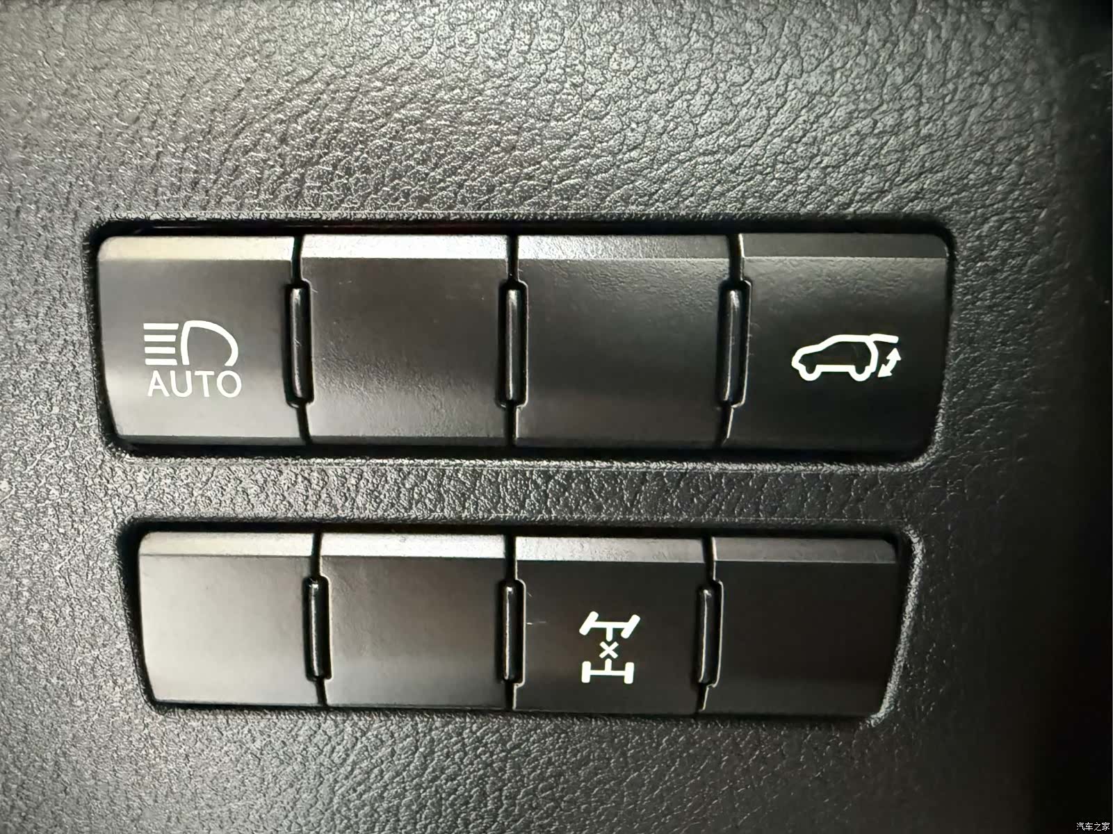 Lexus NX, 2021 15