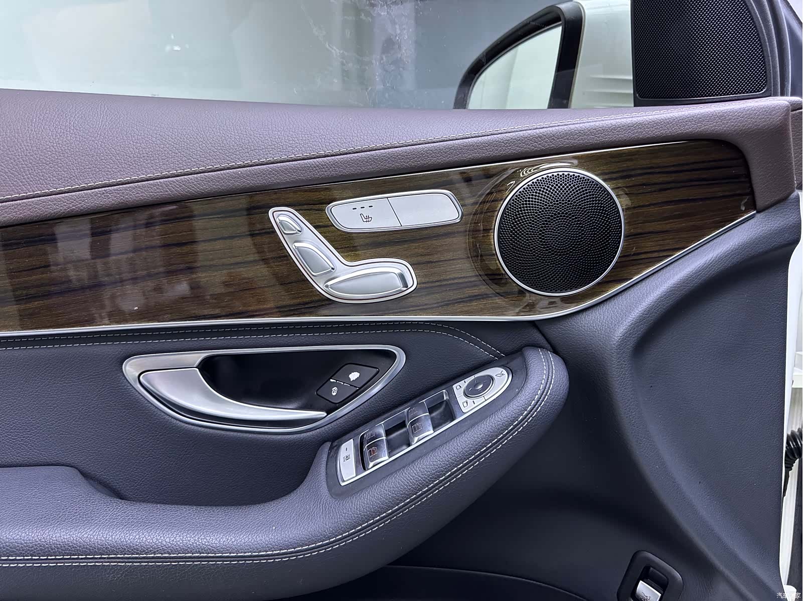 Mercedes-Benz GLC, 2017 11