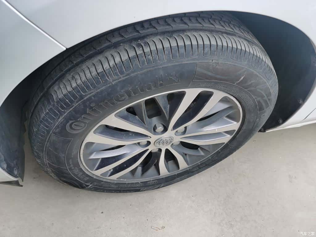 Buick GL8, 2020 25