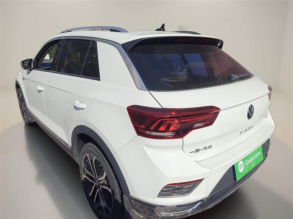 Volkswagen T-ROC exploring Songs