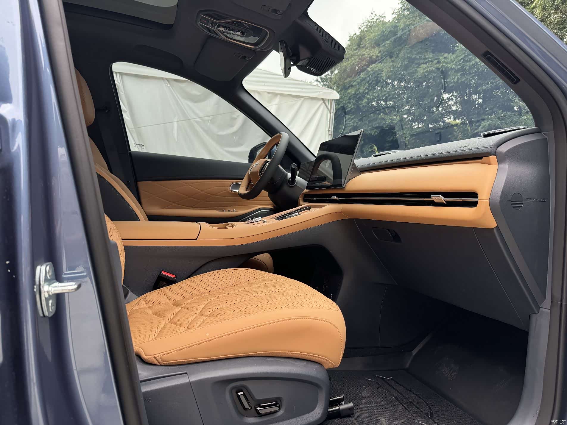 Geely 7, 2025 13