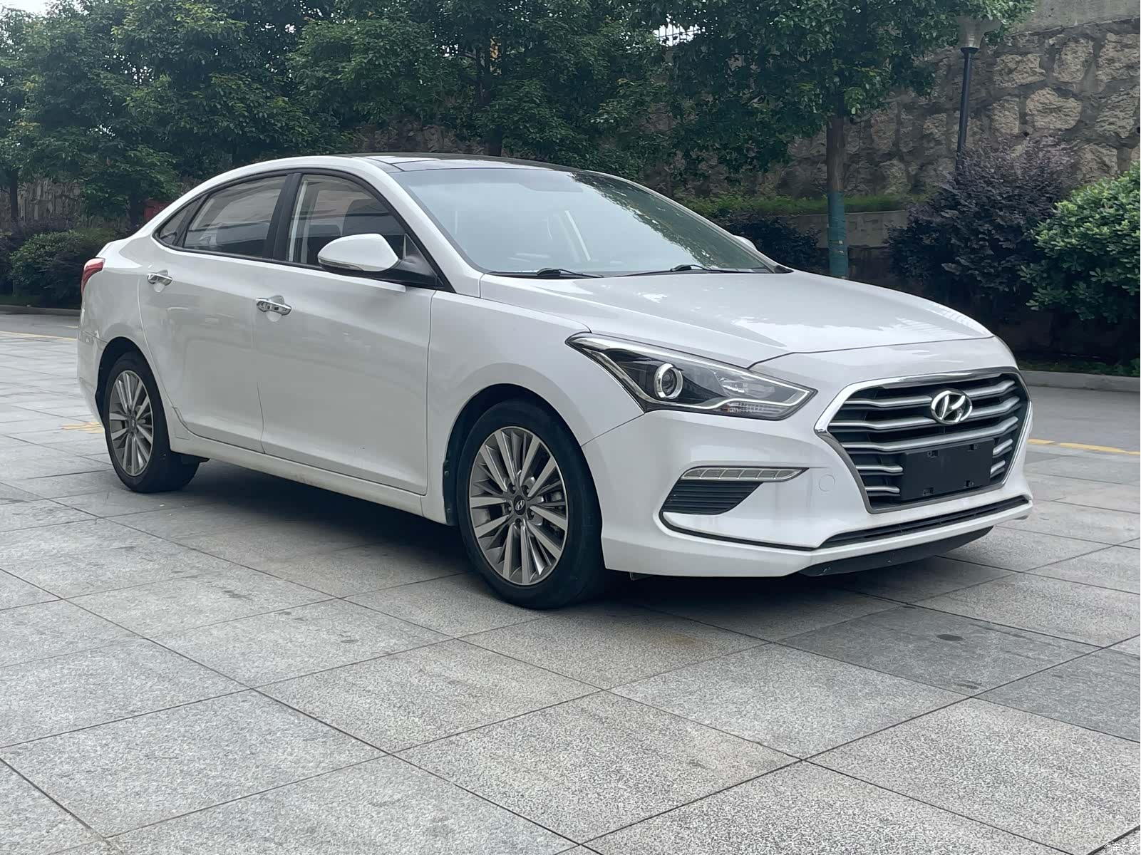 Hyundai GLS, 2020 3