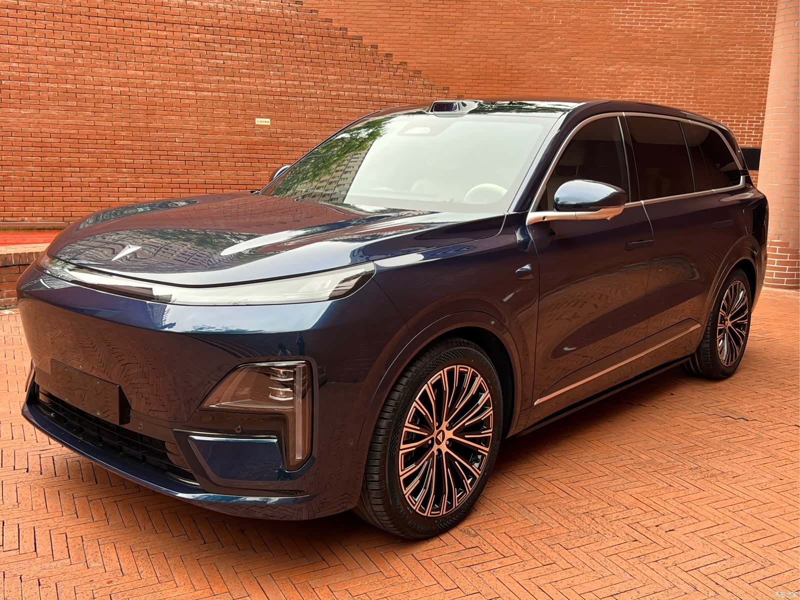 Deepal S09, 2025 1