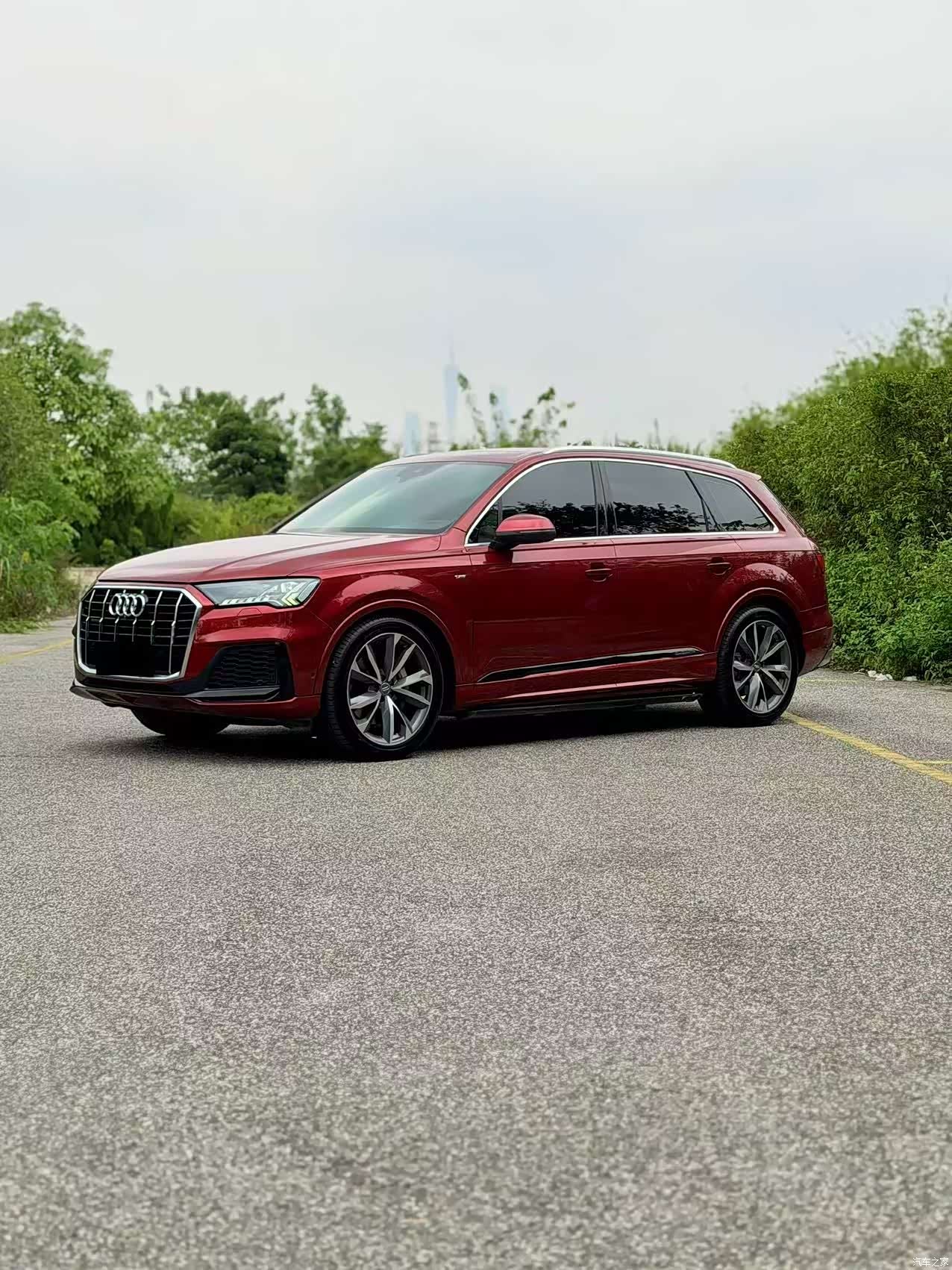 Audi Q7, 2020 1