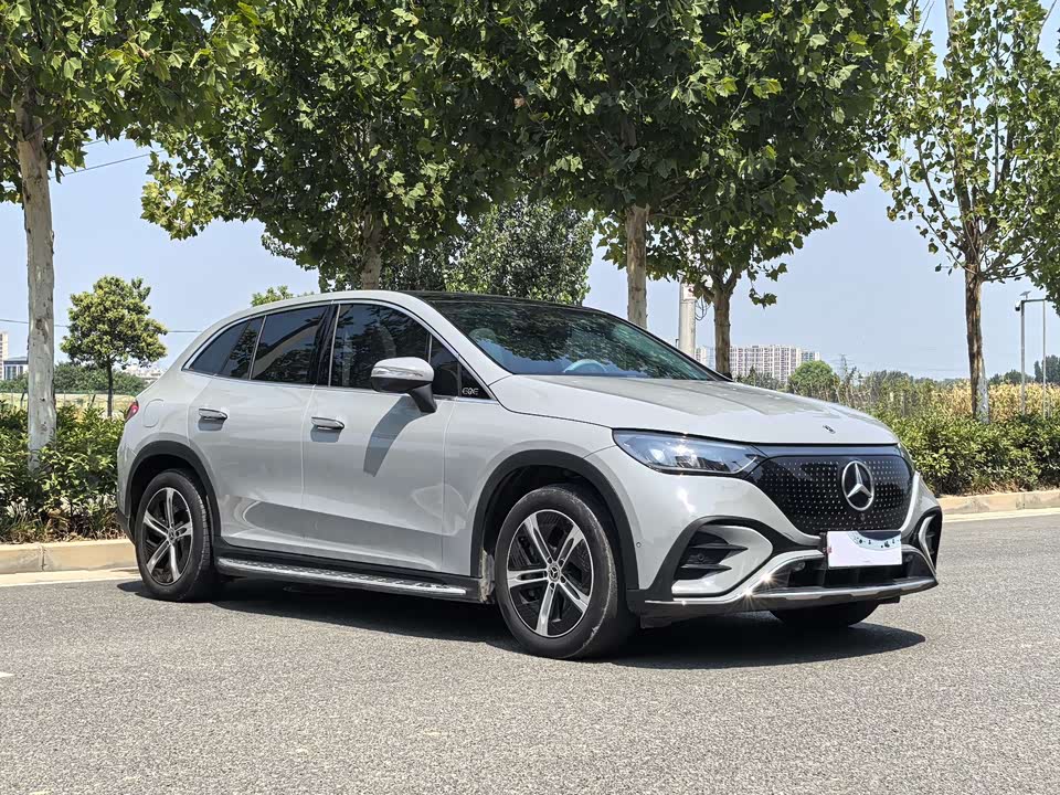 Mercedes-Benz EQE SUV Mercedes-Benz EQE SUV