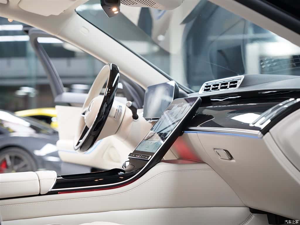 Maybach S-Class, 2025 45