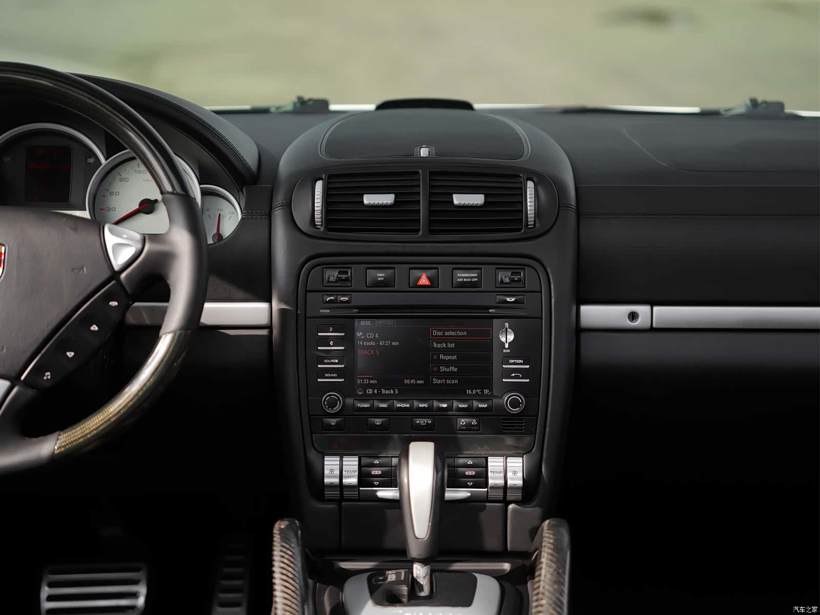 Porsche Cayenne, 2010 19