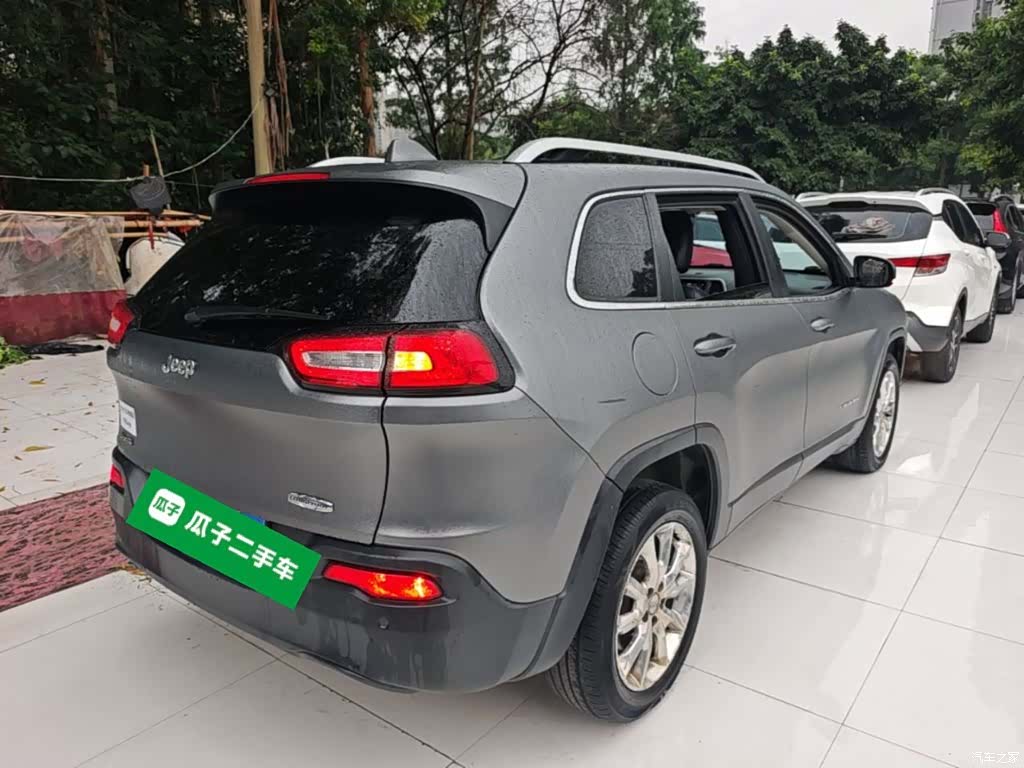 Jeep Cherokee, 2015 7
