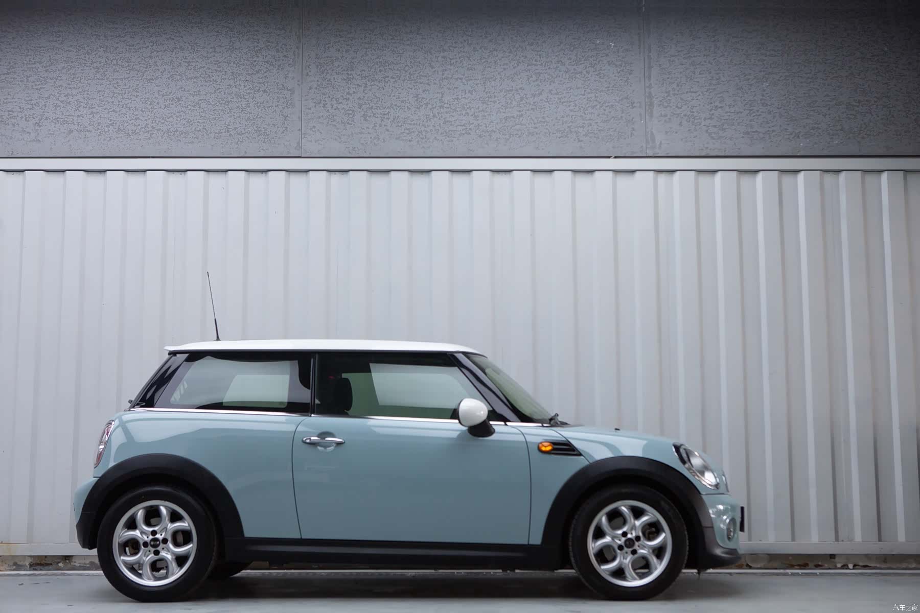 Mini Cooper, 2013 4