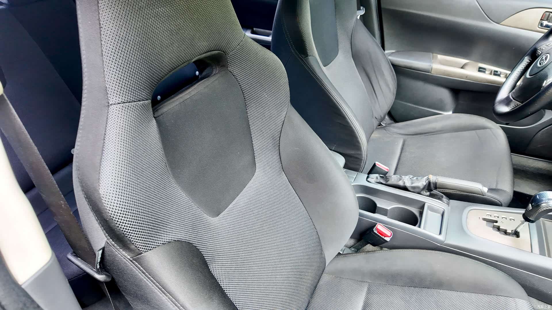 Subaru 2.0R, 2009 29
