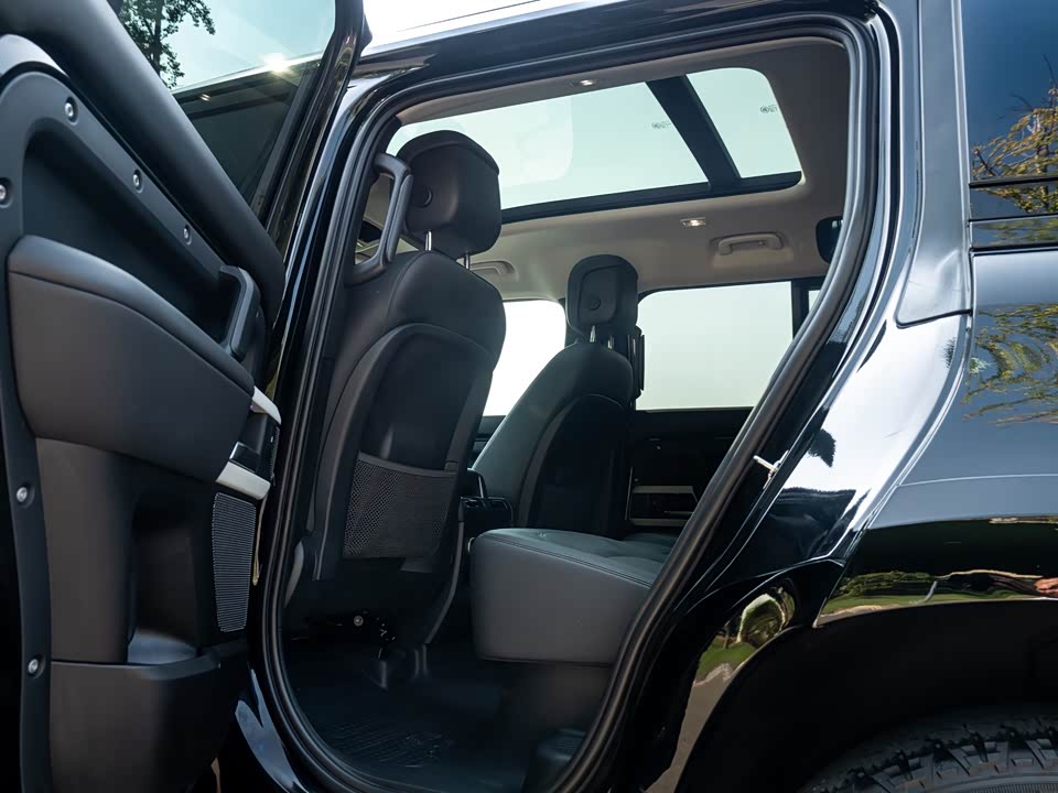 Land Rover guard Land Rover guard