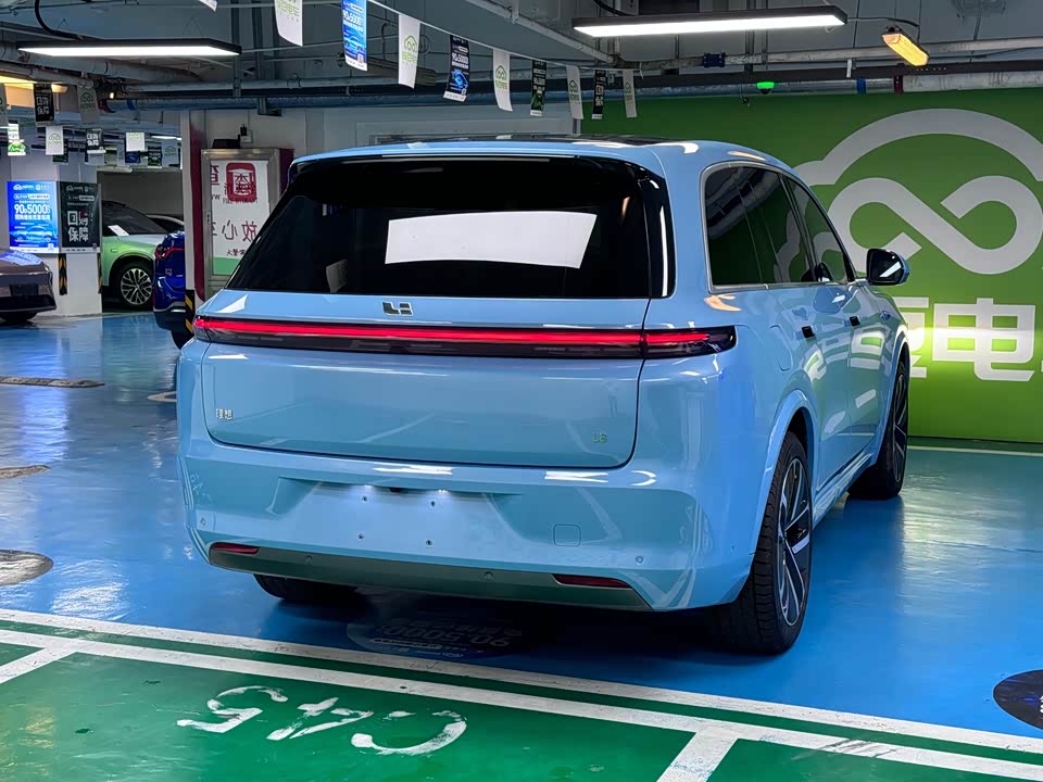 Li Auto Ideal L8