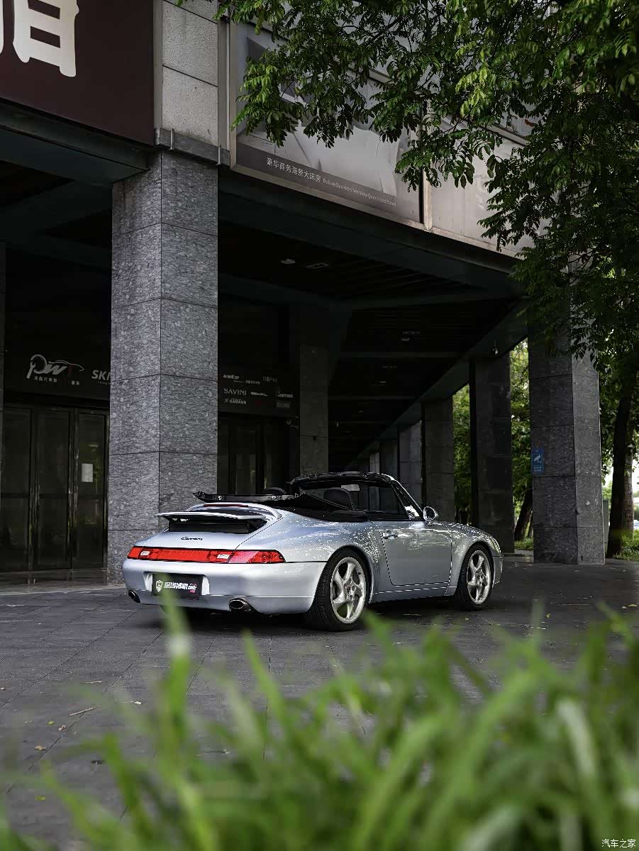Porsche 911, 2003 7