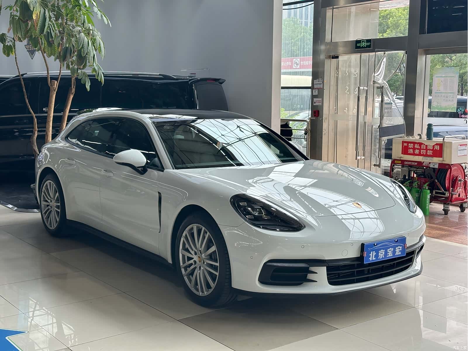 Porsche Panamera, 2018 3