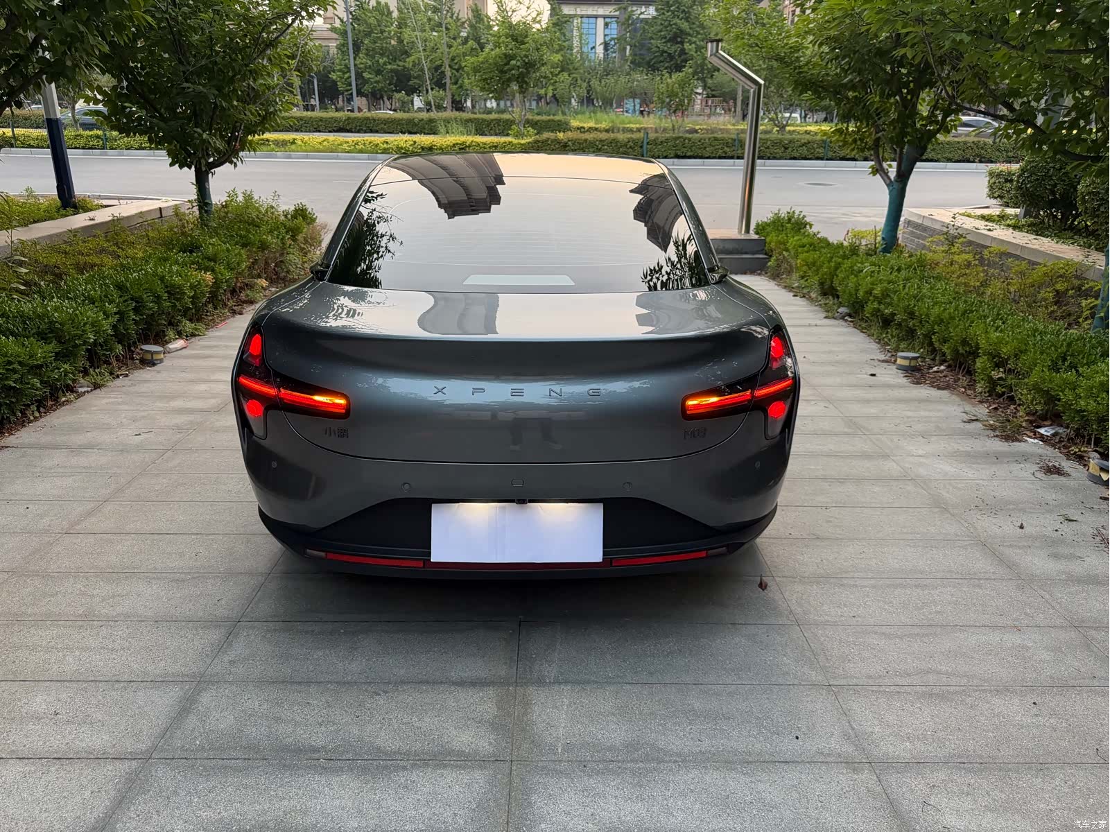 Xpeng Mona M03, 2025 3