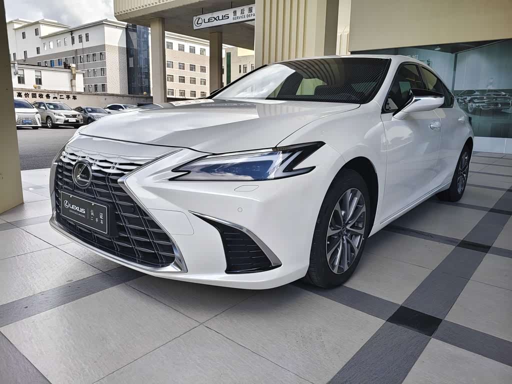 Lexus ES 2025 200 Premium