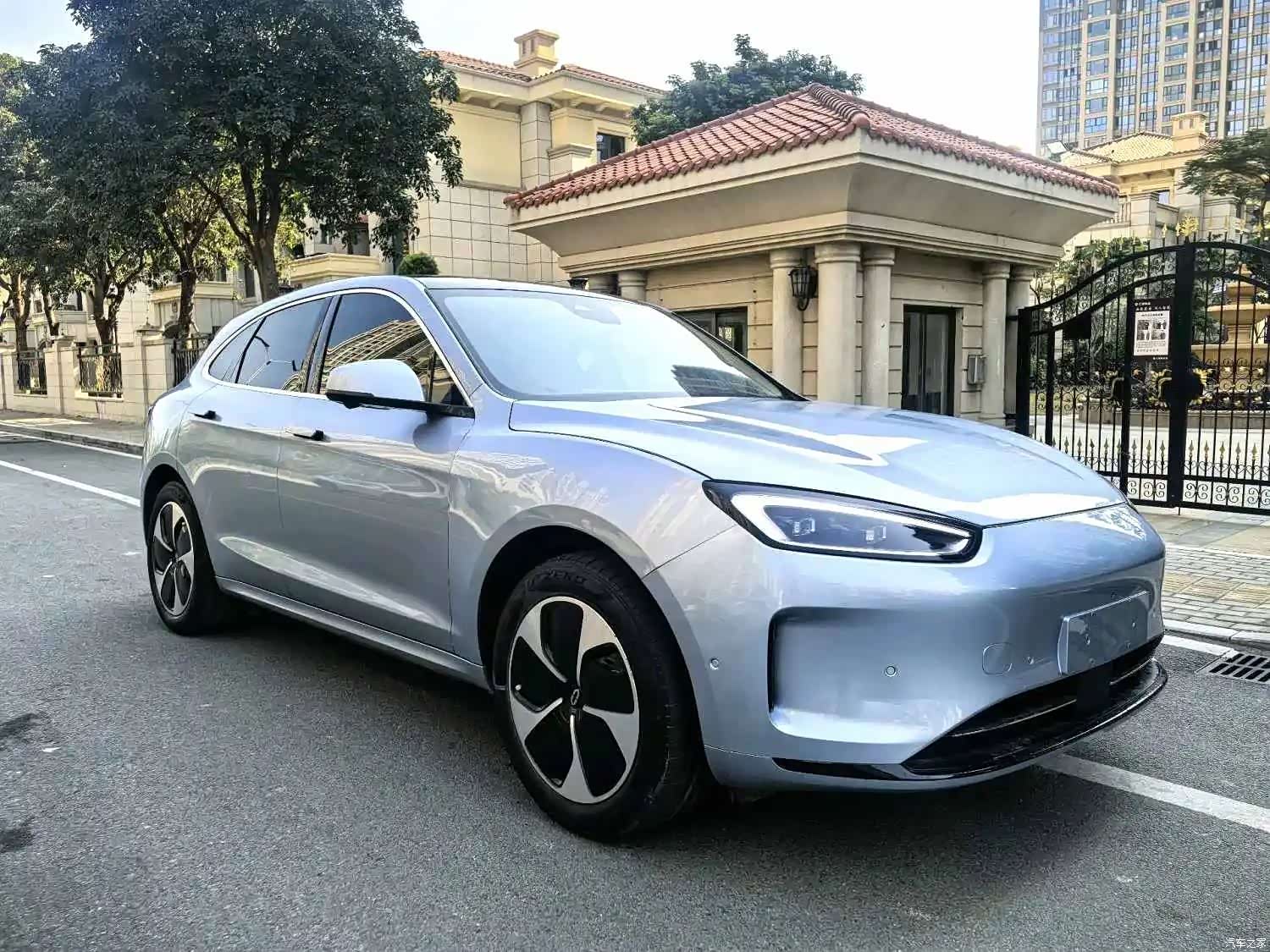 AITO M5, 2023 2